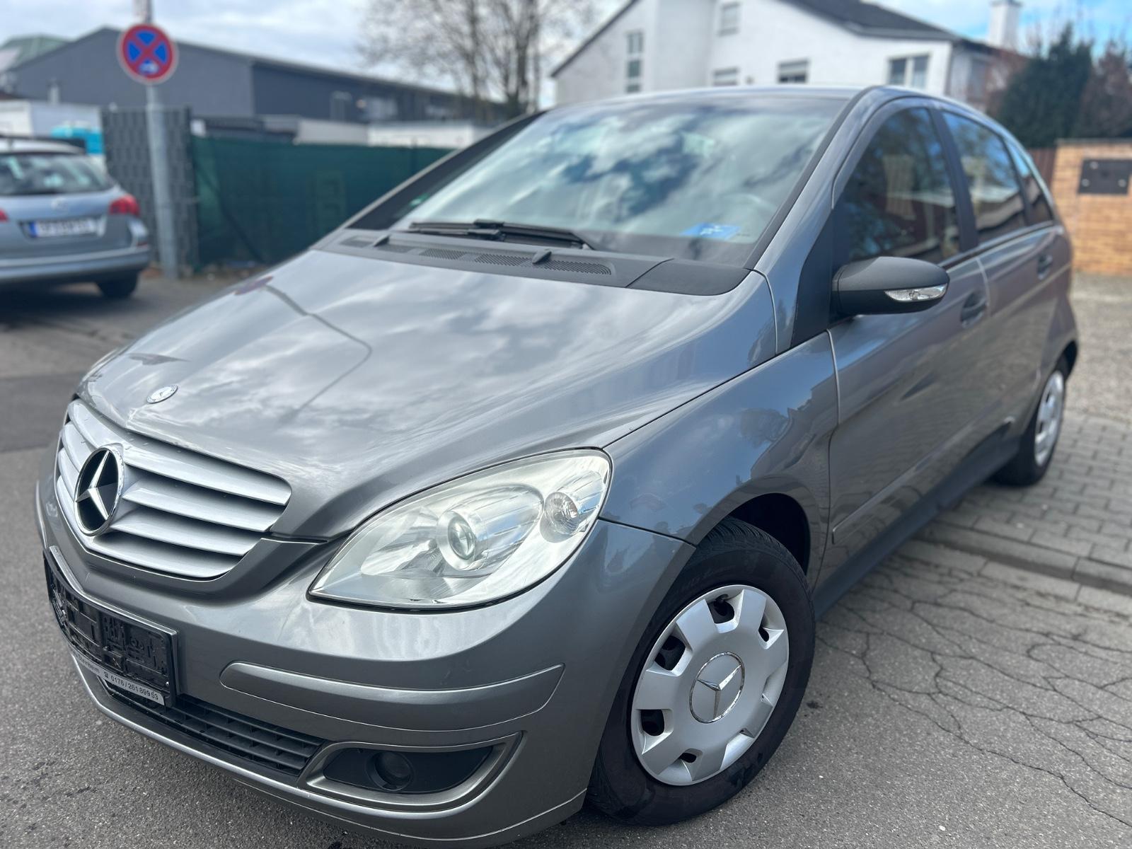 Mercedes-Benz B 150 * AHK * Klima * Navi *
