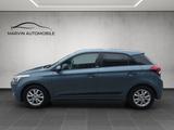 Hyundai i20 Passion SHZ PDC 1. HAND SCHECKHEFT - Hyundai i20 Passion mit Benzin-Antrieb
