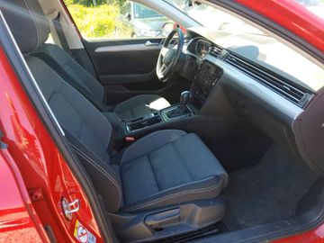 Volkswagen Passat - 7