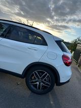 Mercedes-Benz GLA 250 4MATIC DCT - *Night Paket* - gebrauchte Mercedes-Benz GLA 250 aus dem Jahr 2017