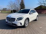 Mercedes-Benz GLA 180 HU+Kundendienst NEU - Mercedes-Benz GLA 180: Privatanbieter