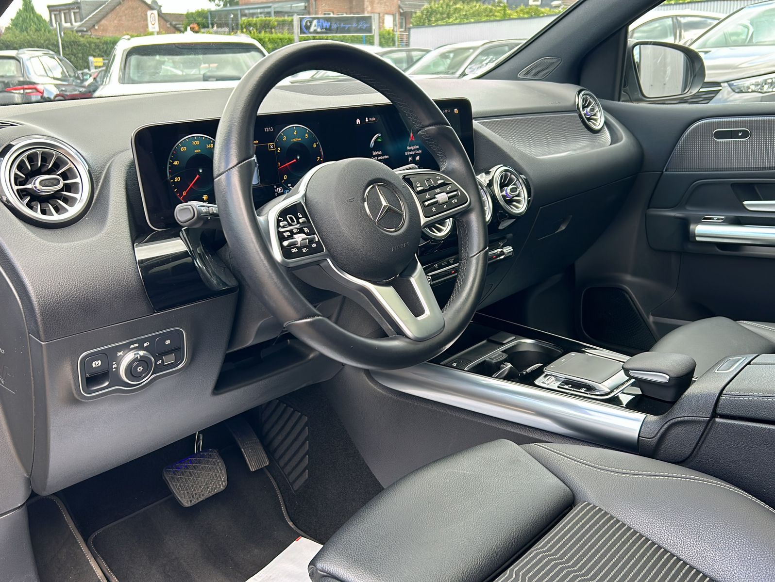 Fahrzeugabbildung Mercedes-Benz B  200 Edition Business Paket