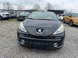 Peugeot 207 CC Cabrio-Coupe Platinum - Peugeot 207 Platinum mit Benzin-Antrieb