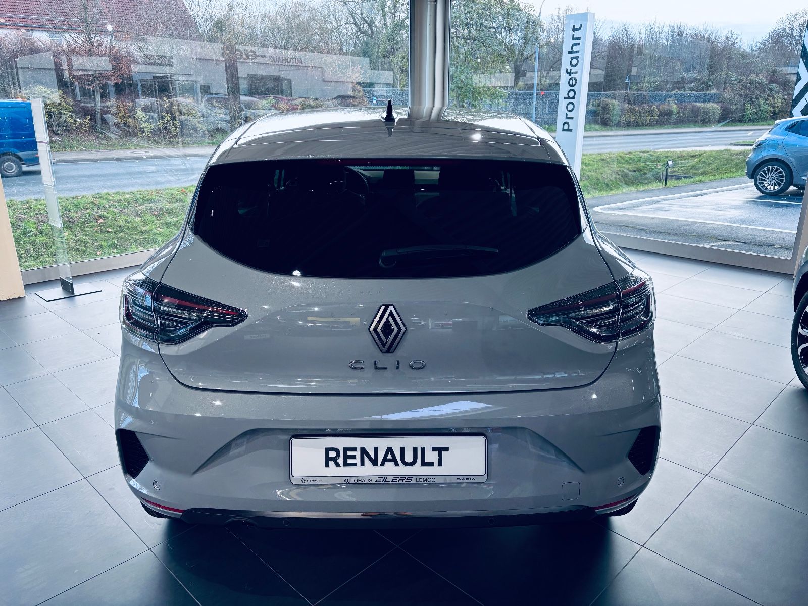Fahrzeugabbildung Renault Clio TCe 90 KISS SONDERMODELL