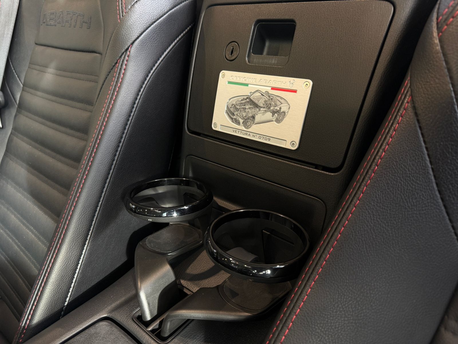 Fahrzeugabbildung Abarth 124 Spider BOSE LED LEDER ALU