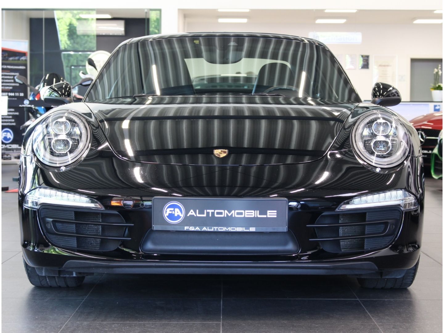 Fahrzeugabbildung Porsche 991 991.1 Carrera 4 Black Edition*2.Hand*TOP