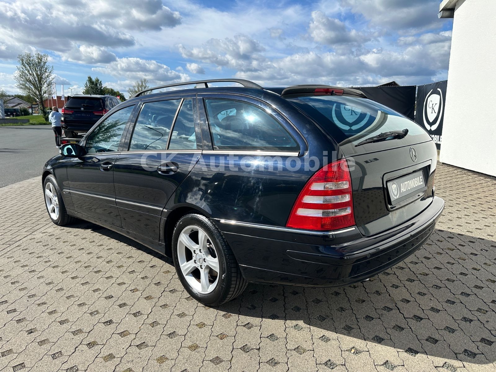 Fahrzeugabbildung Mercedes-Benz C 200 C T-Modell Kompressor Avantgarde/Xenon/PDC