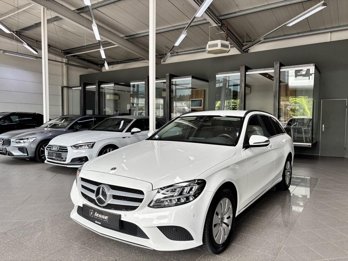 Mercedes-Benz C 180 d T LED R.Cam CarPlay SHZ 