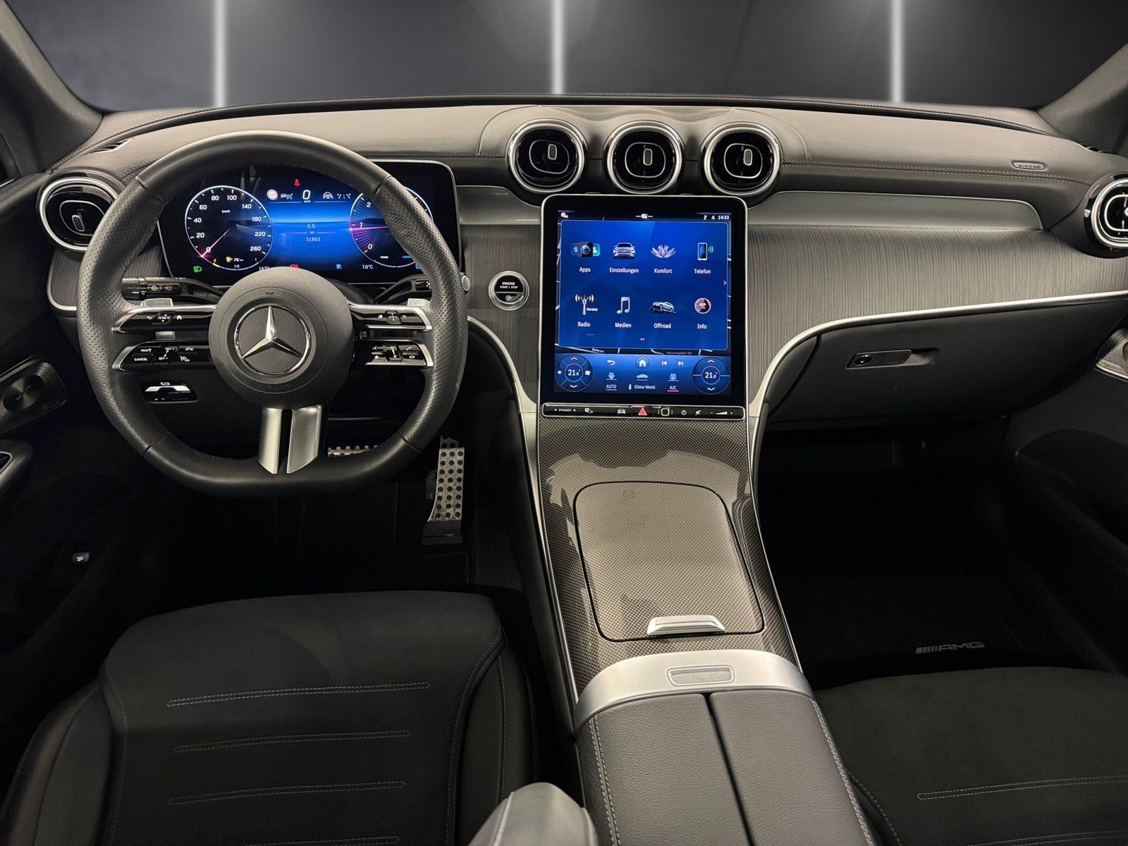 Fahrzeugabbildung Mercedes-Benz GLC 300 d 4M AMG*Technik*AHK*Pano*Fahrass*Burmes