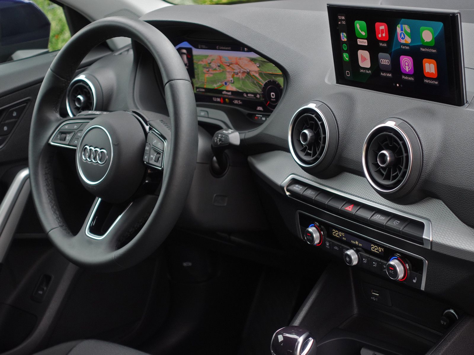 Fahrzeugabbildung Audi Q2 35 TFSI S tronic advanced Navi AHK Garantie