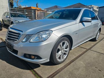 Mercedes E 200 - 1