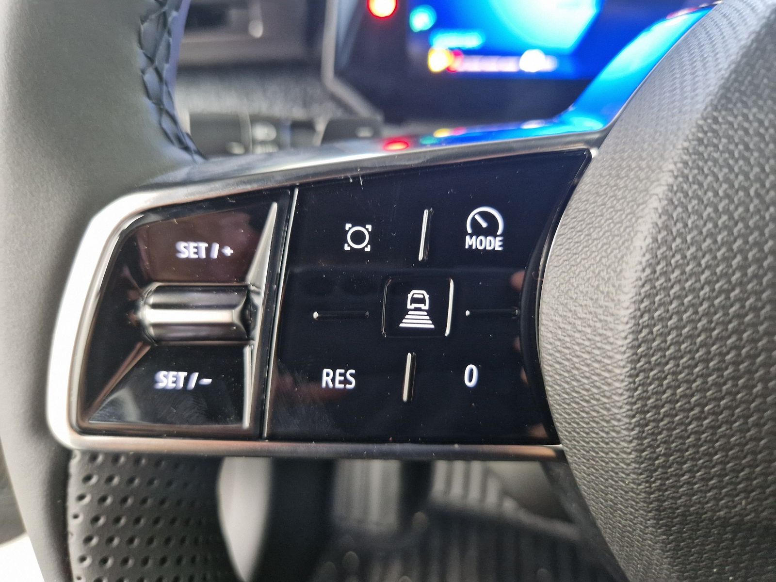 RENAULT Clio  Techno TCE 115 EDC Winterpaket – Bild 18
