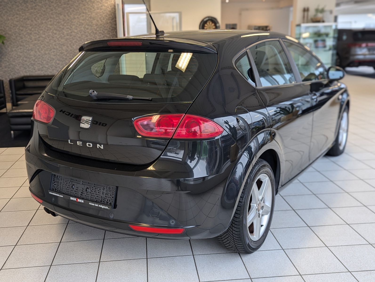 Fahrzeugabbildung SEAT Leon 1.4 TSI Style Klimaauto. Bluetooth SHZ Navi