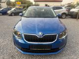 Skoda Octavia Lim. Elegance - Skoda Octavia: Blau