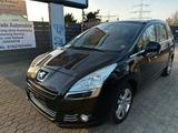 Peugeot 5008 Platinum - gebrauchte Peugeot 5008 aus dem Jahr 2011