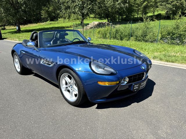 BMW Z8  [Topaz Blue] [Hardtop] [2.Hd.]