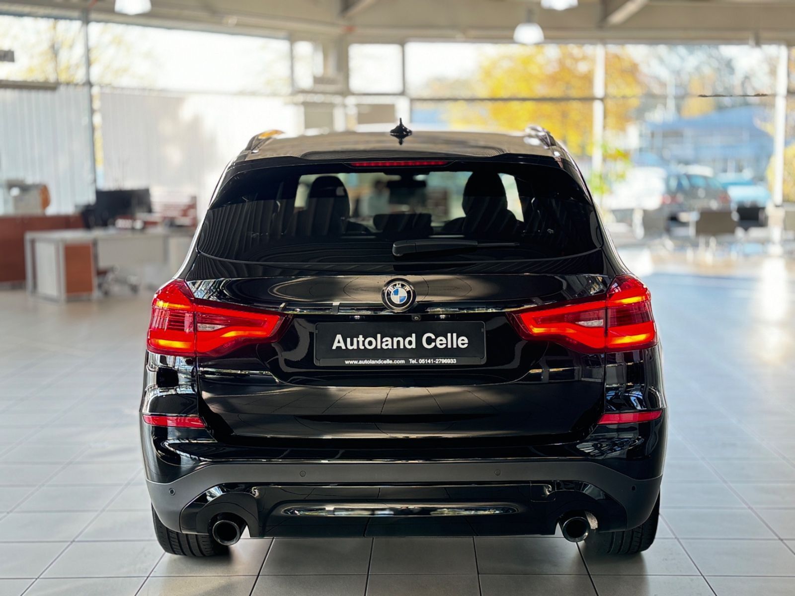 Fahrzeugabbildung BMW X3 xD30d Kamera HiFi Alarm LED MSport Individual