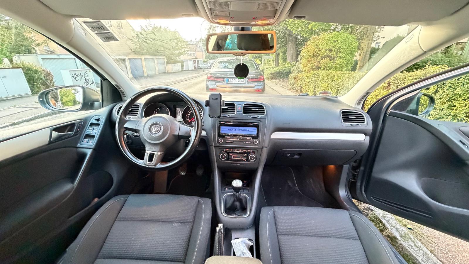 Volkswagen Golf 2010 — photo 8