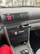 Audi A4 Avant  top gepflegt, Fahrwerk u. Bremsen - Audi A4 aus 1999: Kombi