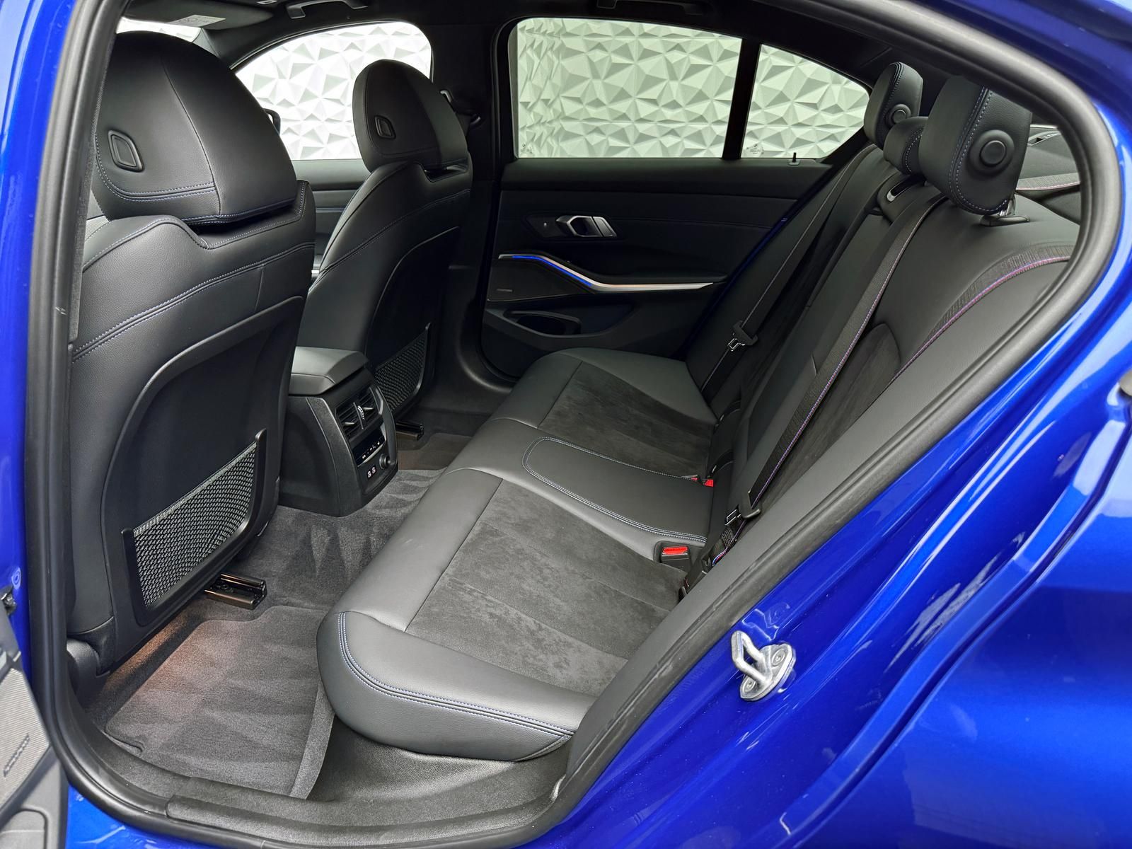 Fahrzeugabbildung BMW XDR*INDIVIDUAL*DEUTSCH*H&K*LASER*STANDHZ*PANO*AH