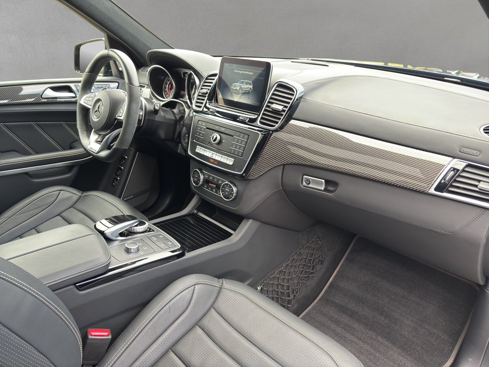 Fahrzeugabbildung Mercedes-Benz GLS63AMG Standhz B&O Drivers AHK Masage ACS Pano