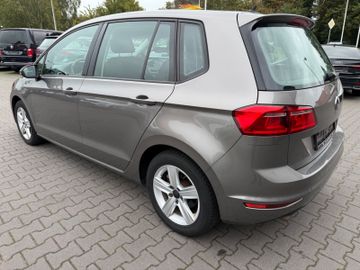 Volkswagen Golf - 4