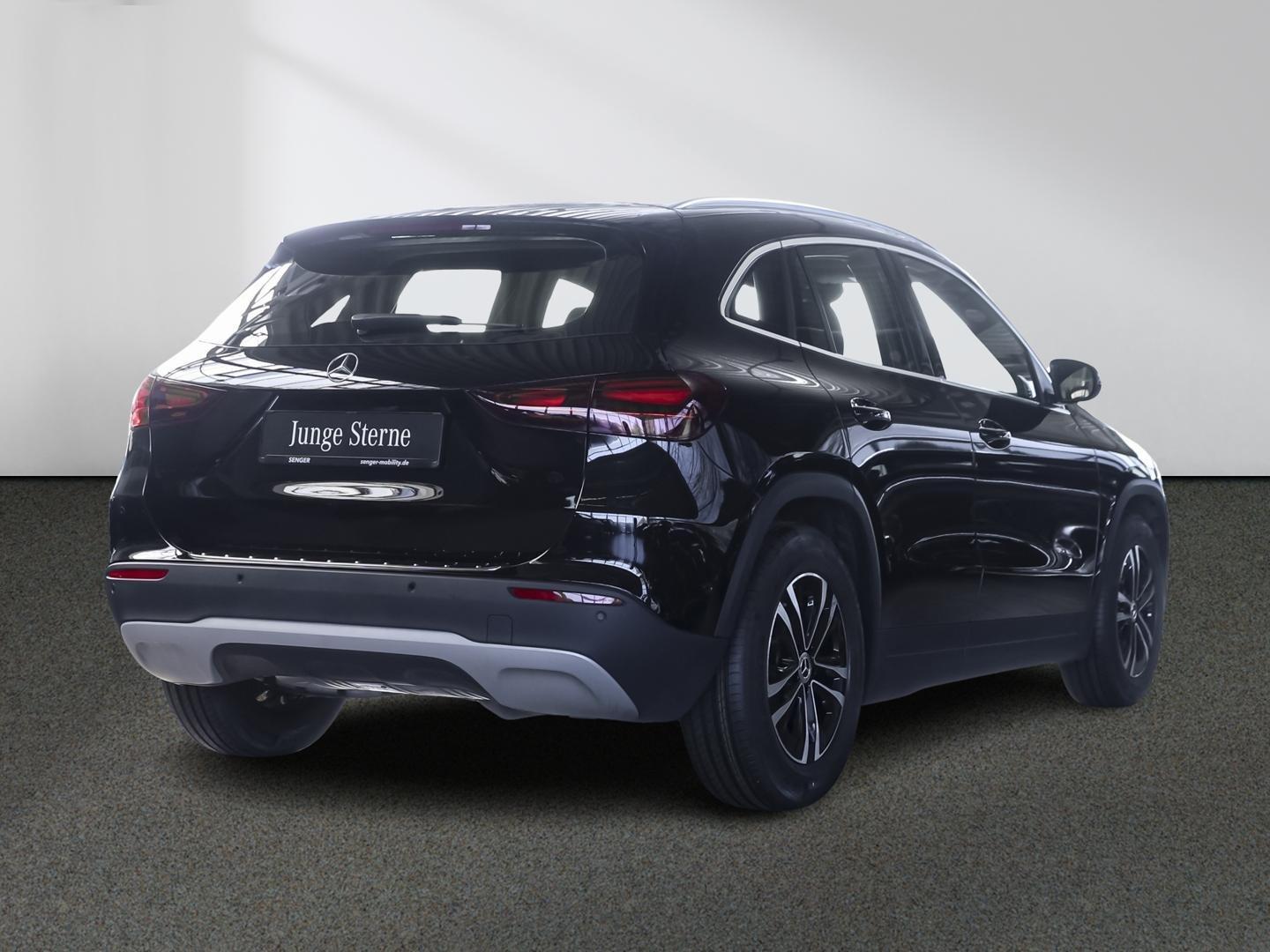 Mercedes-Benz GLA 200 Rückfahrkamera Sitzheizung MBUX-Navi LED