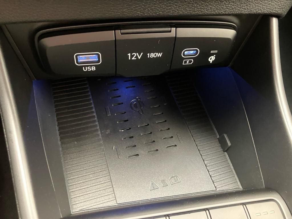 Fahrzeugabbildung Hyundai i20 1.0 T-GDI 6-MT Trend Navi SHZ SpurH KAM PDC