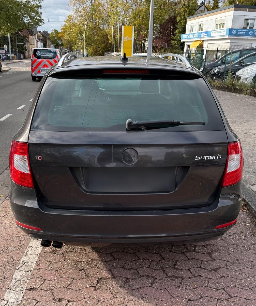 Skoda Superb 2010 — engine 170 HP (125kW)