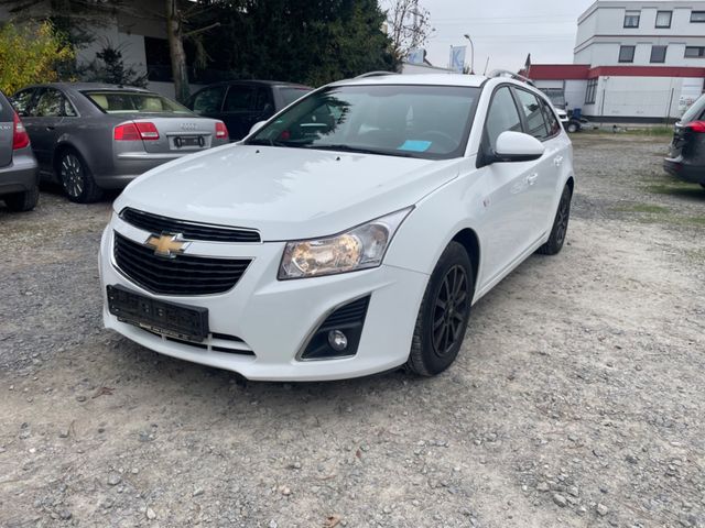 Chevrolet Cruze Station Wagon LT+