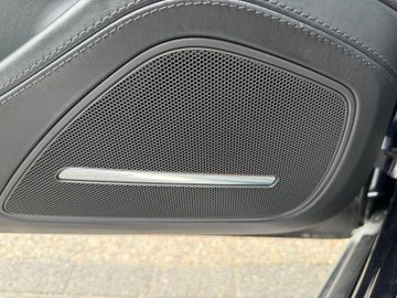 Audi A8 - 12