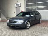 Audi A4 3.0 quattro Avant S-line //BOSE //Schiebedach - Audi A4 aus 2002: Kombi