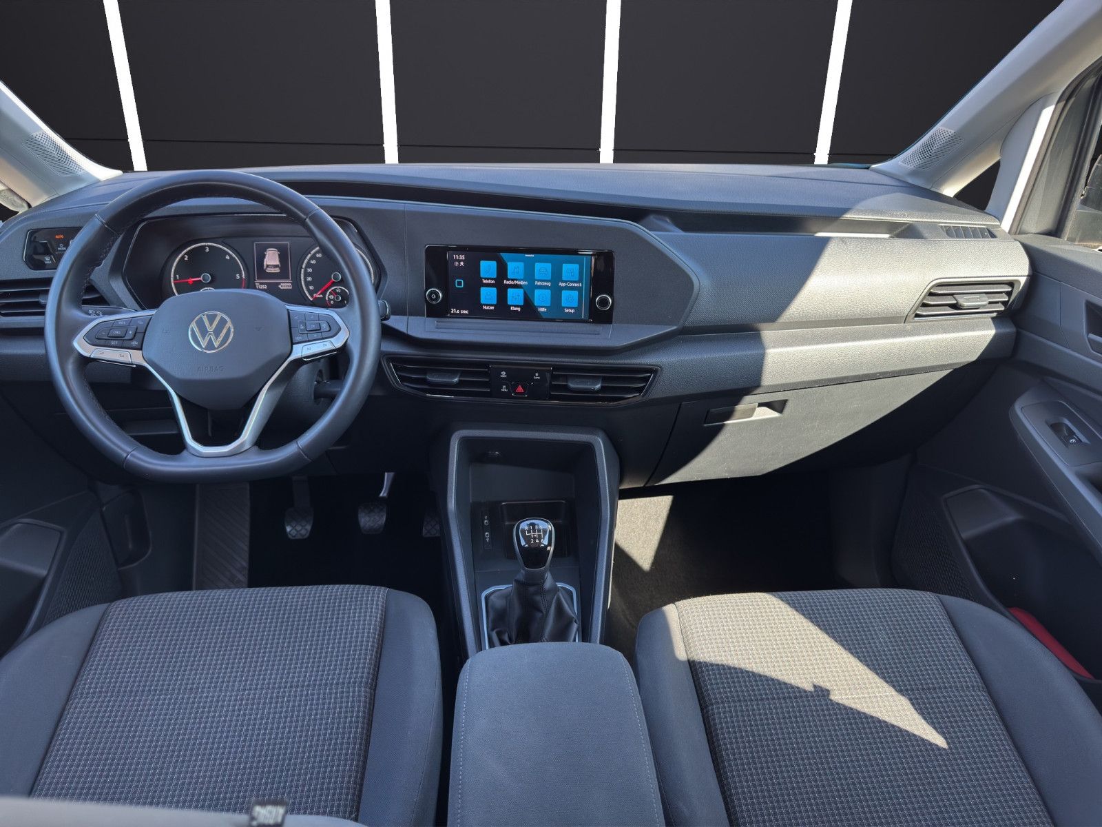 Fahrzeugabbildung Volkswagen Caddy Maxi *Apple CarPlay*Tempomat*7 Sitzer