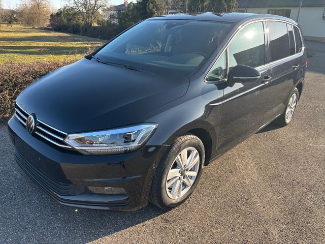 Volkswagen Touran 2.0TDI Comfortline DSG AHK Navi Kamera