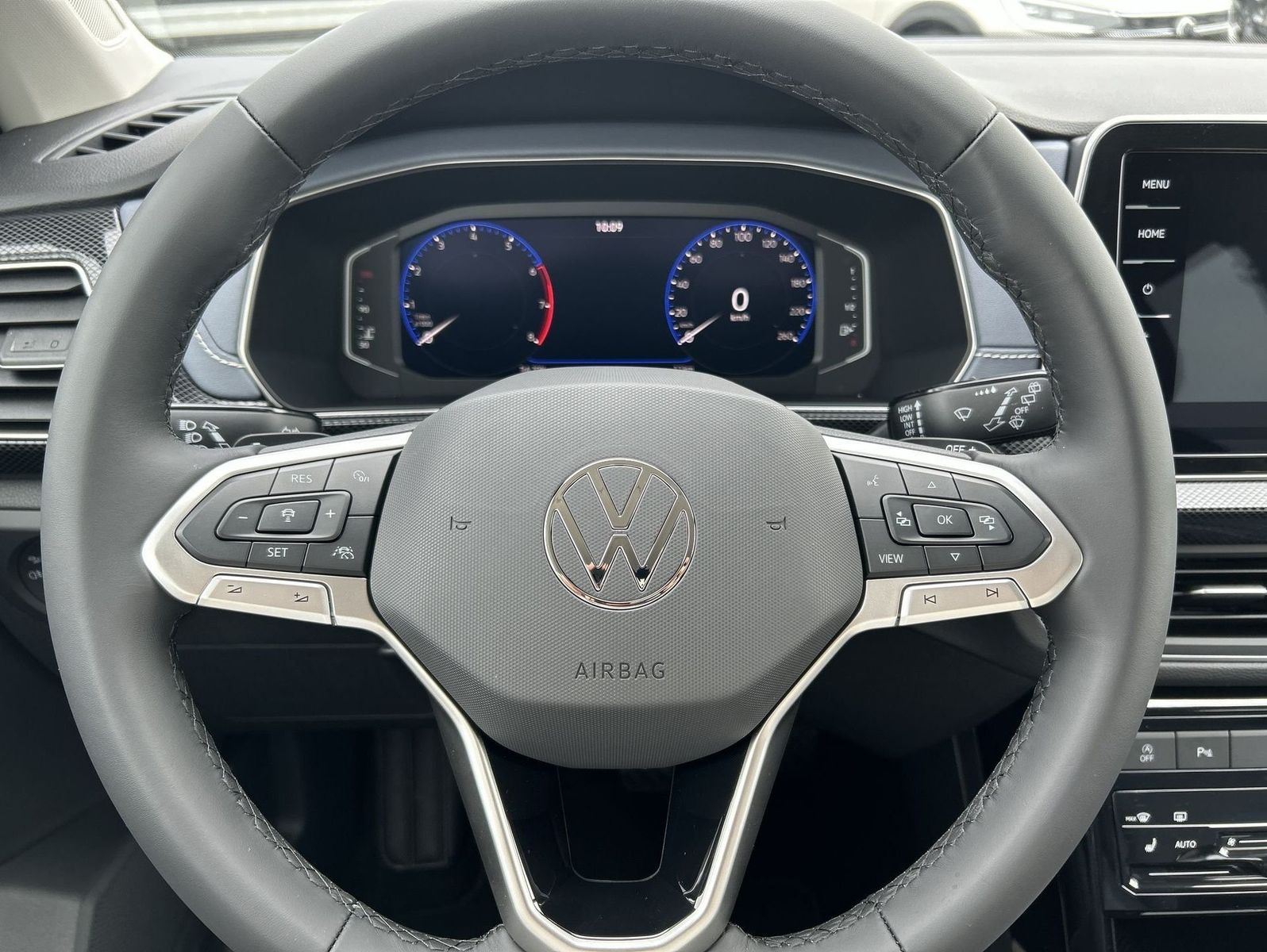 Volkswagen T-Cross - Bild 8