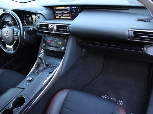 IS 300h "Sport Line" "lückenlos scheckheft"