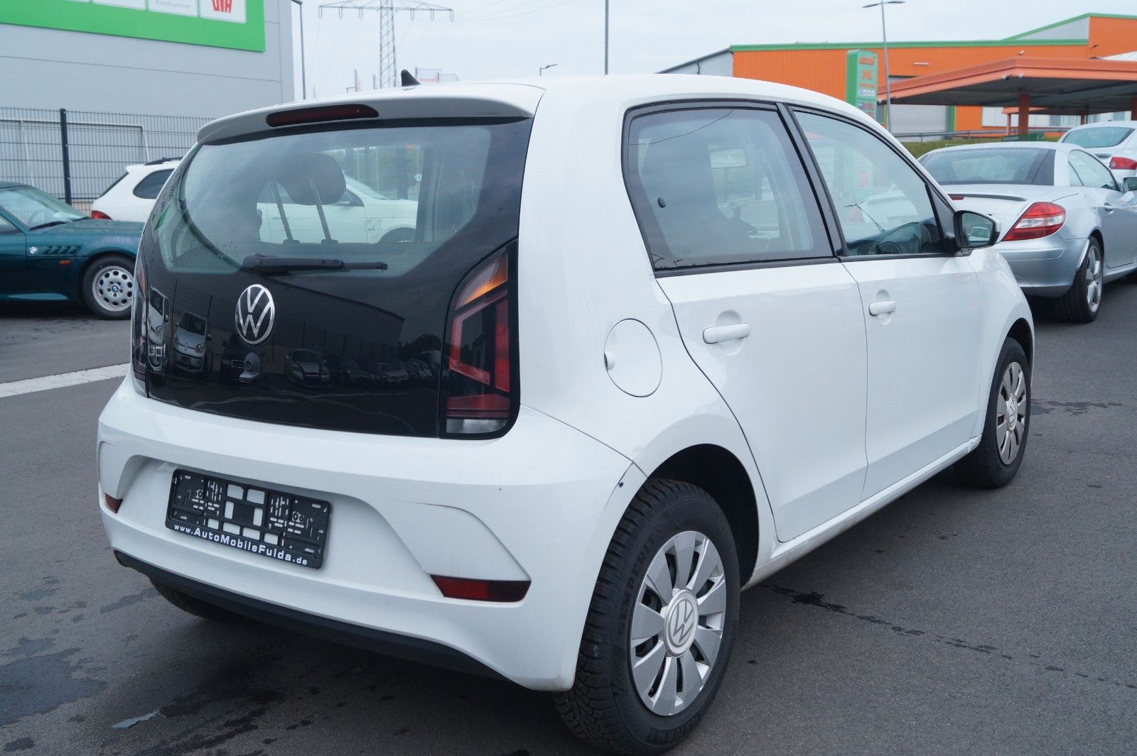 Fahrzeugabbildung Volkswagen up! 1.0 MPI 4-Türen