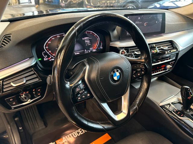 MYAUTOCENTER – Gebraucht- und Jahreswagen mit Werkstattservice in Pfaffenhofen BMW 530d Touring xDrive *KAM*NAVI*LIVECOCKPIT*LED*