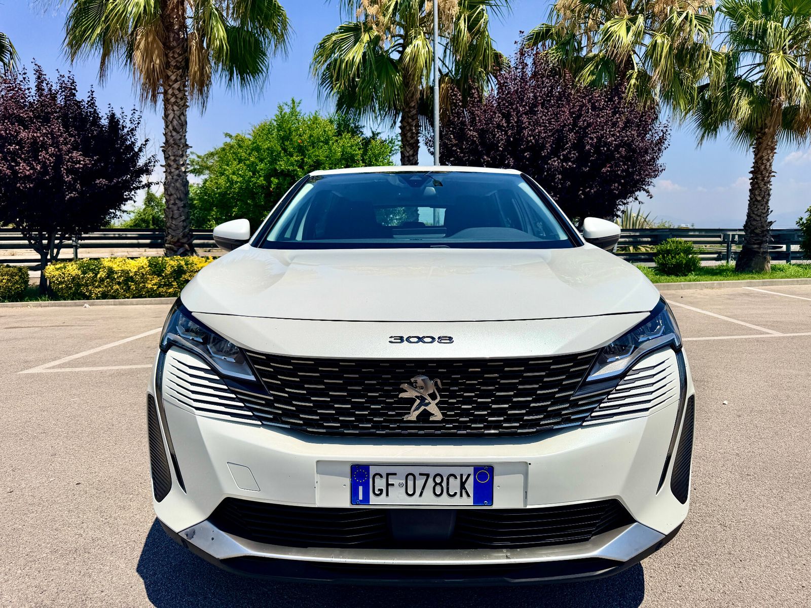 Peugeot 3008 BLUEHDI CAMBIO AUTOMATICO EAT8 ALLU imagem 2