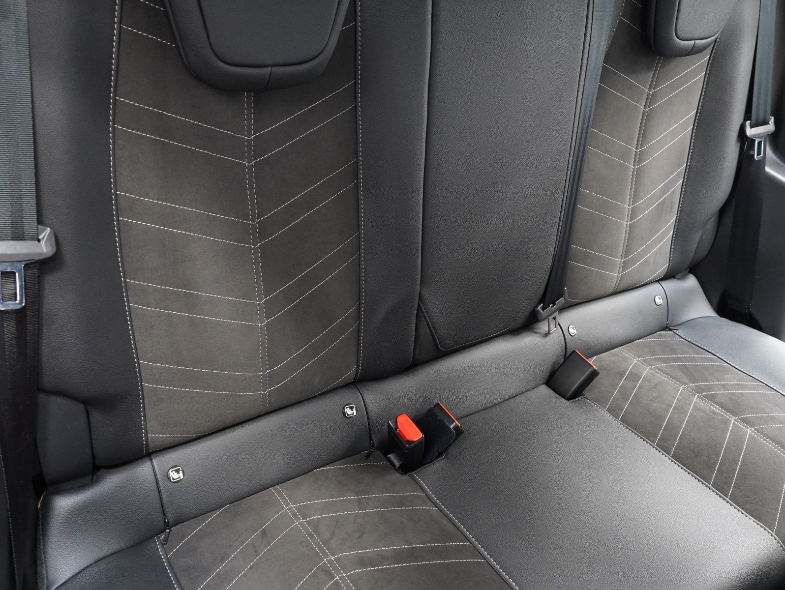 Fahrzeugabbildung Opel Corsa F e Ultimate CARPLAY/INTELLILUX/11KW/SOH