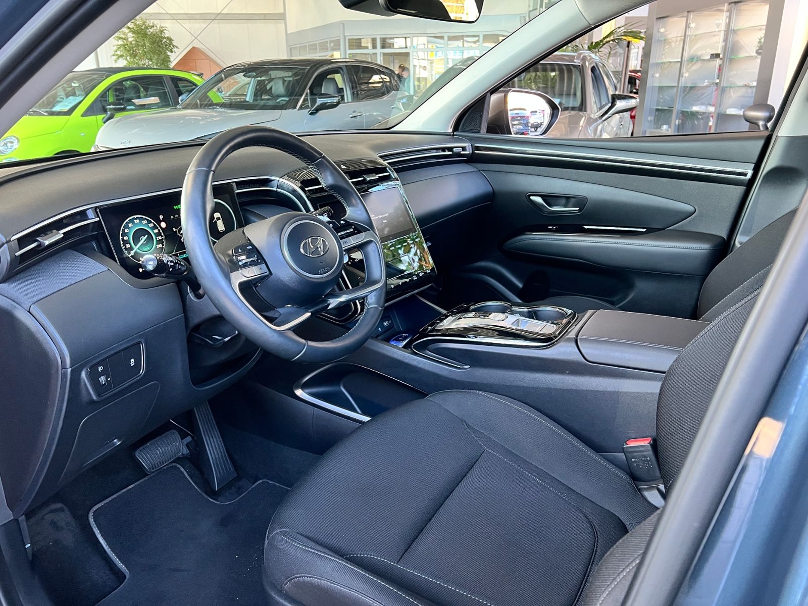 Fahrzeugabbildung Hyundai TUCSON Trend Mild-Hybrid 2WD AHK LED NAV SHZ RFK