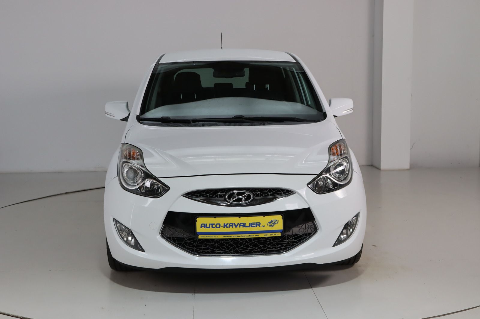 Fahrzeugabbildung Hyundai ix20 * HU/AU bis 06.2028 * 8-fach bereift Comfor