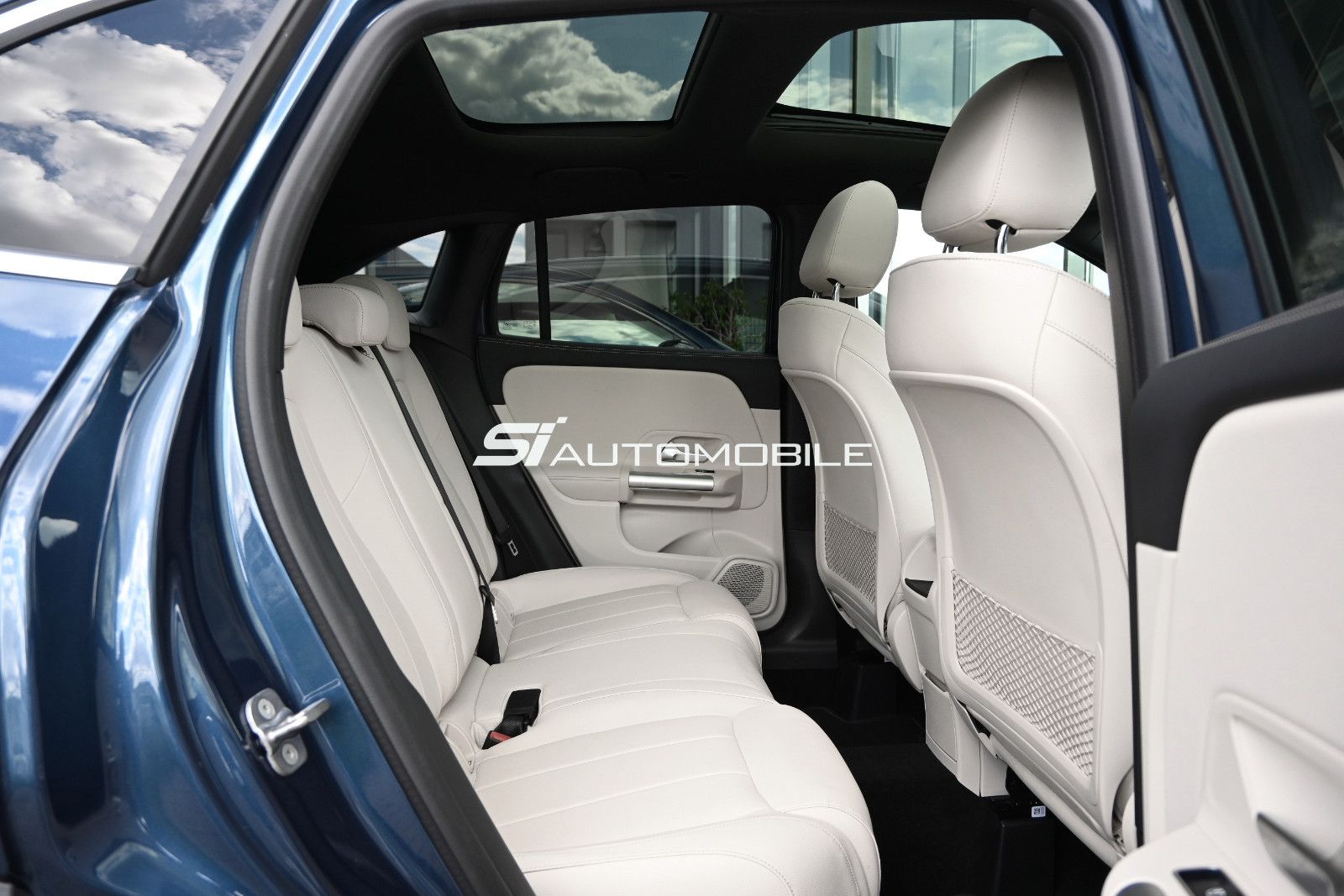 Fahrzeugabbildung Mercedes-Benz GLA 200 d 4MAT. Progressive °AHK°PANORAMA°