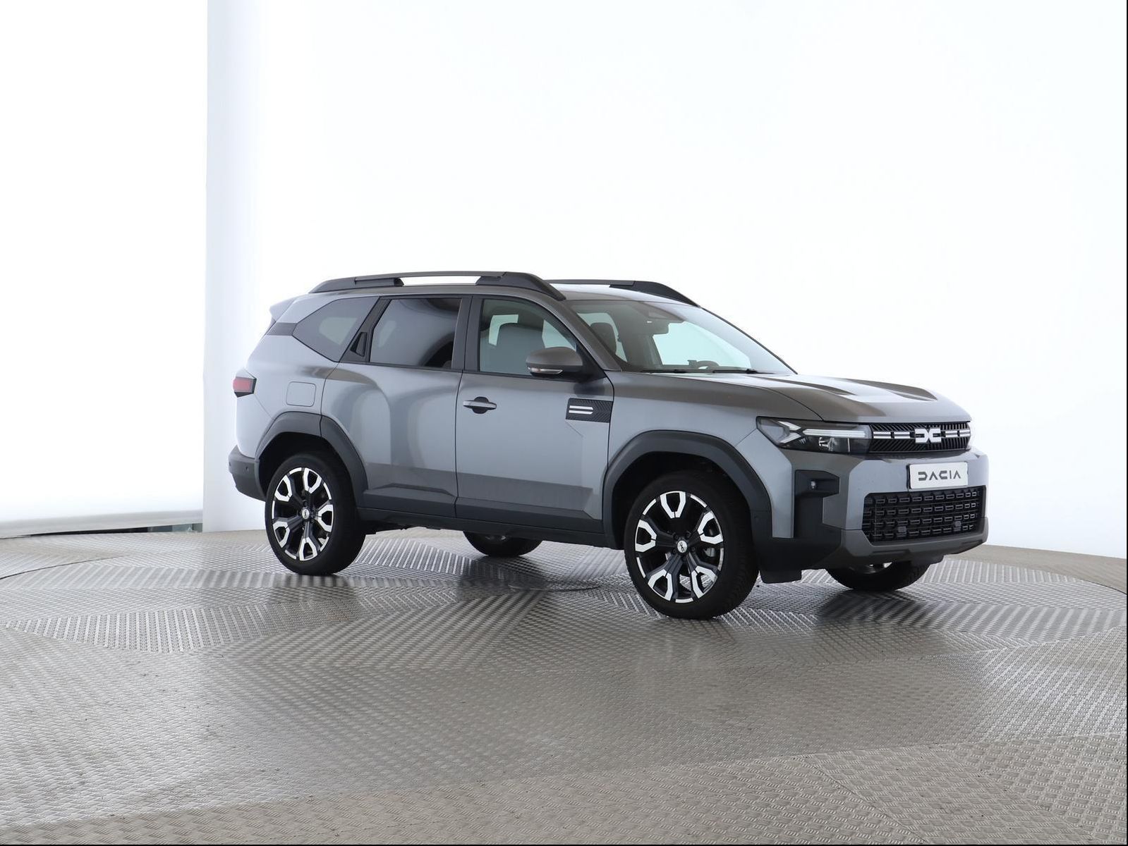 Fahrzeugabbildung Dacia Bigster Hybrid 155 Journey