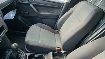 Volkswagen Caddy - 10