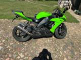 Kawasaki Ninja ZX-10R - 2010 ZX10R