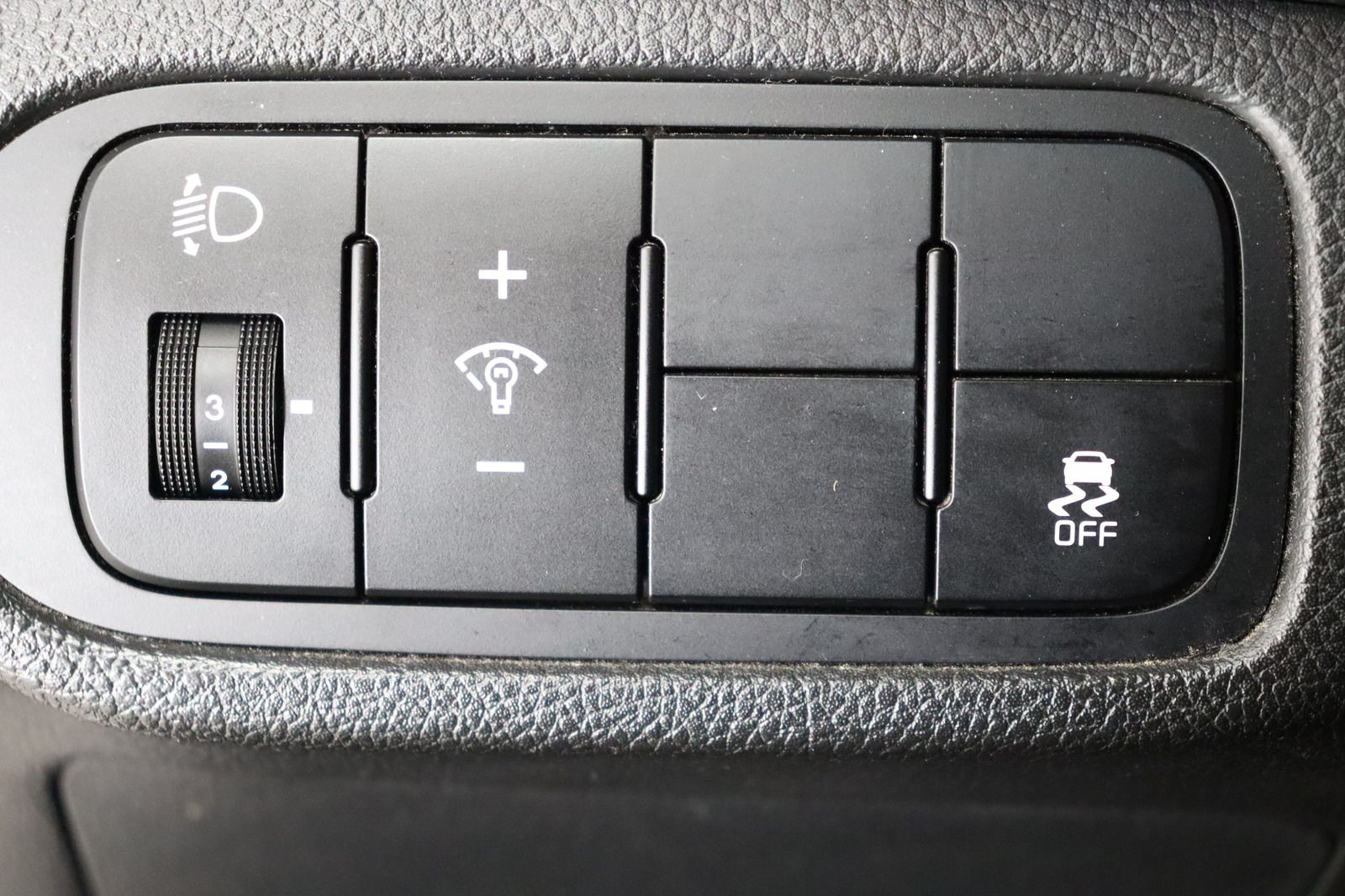 Fahrzeugabbildung Kia Carens 1.6 CVVT Klima * Sitzhzg. * PDC *