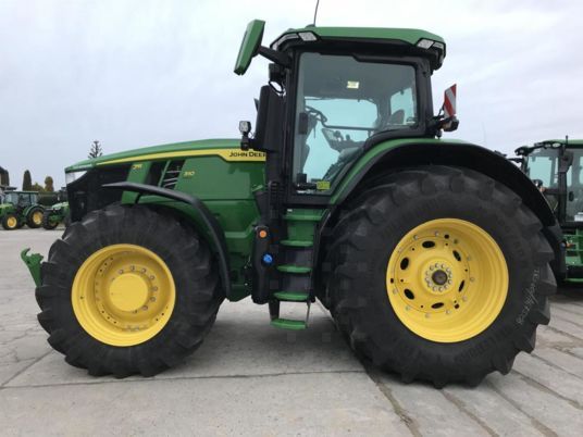 John Deere 7R 310