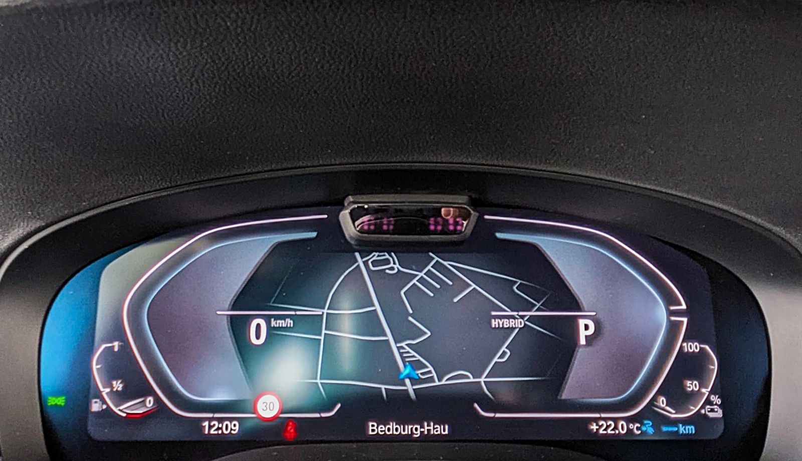 Fahrzeugabbildung BMW 530e M SPORT VIRTUAL HUD NAVI LASER LEDER AHK