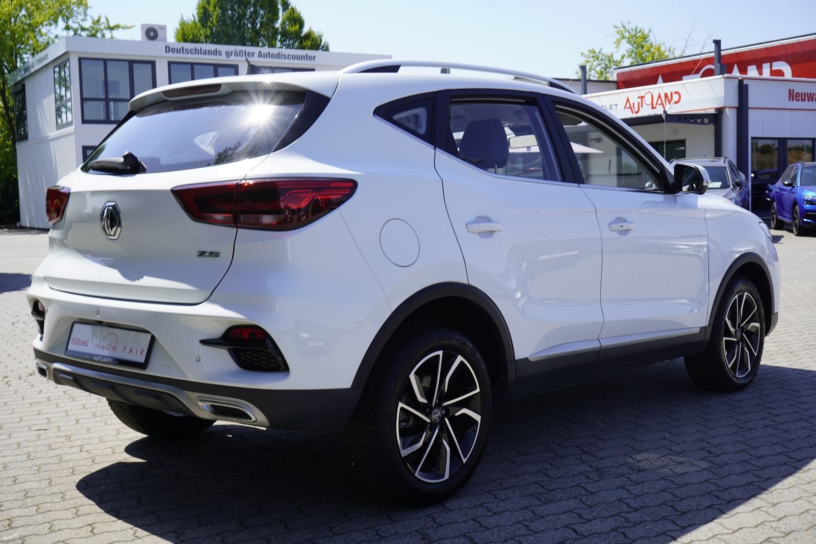 MG ZS